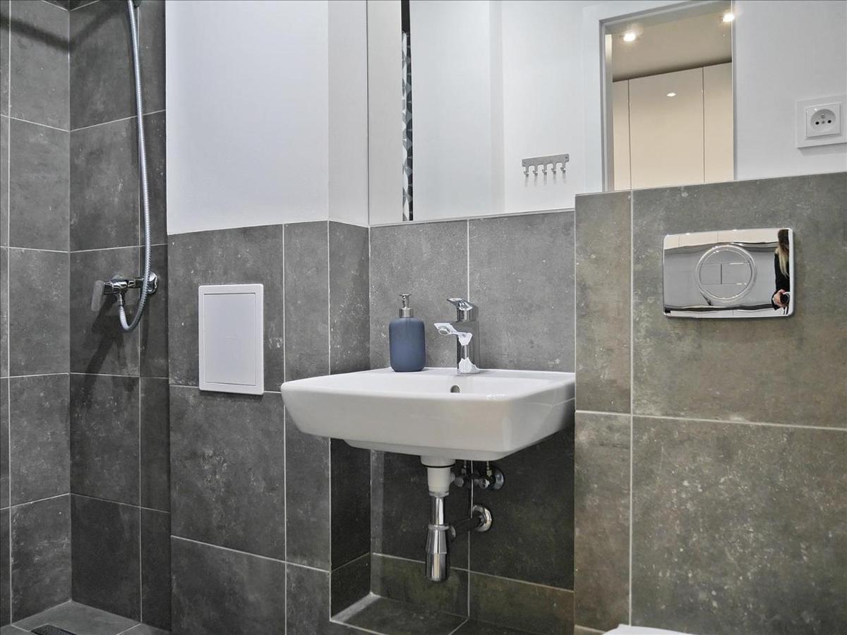 Bagno 154 City centre Varsavia Esterno foto